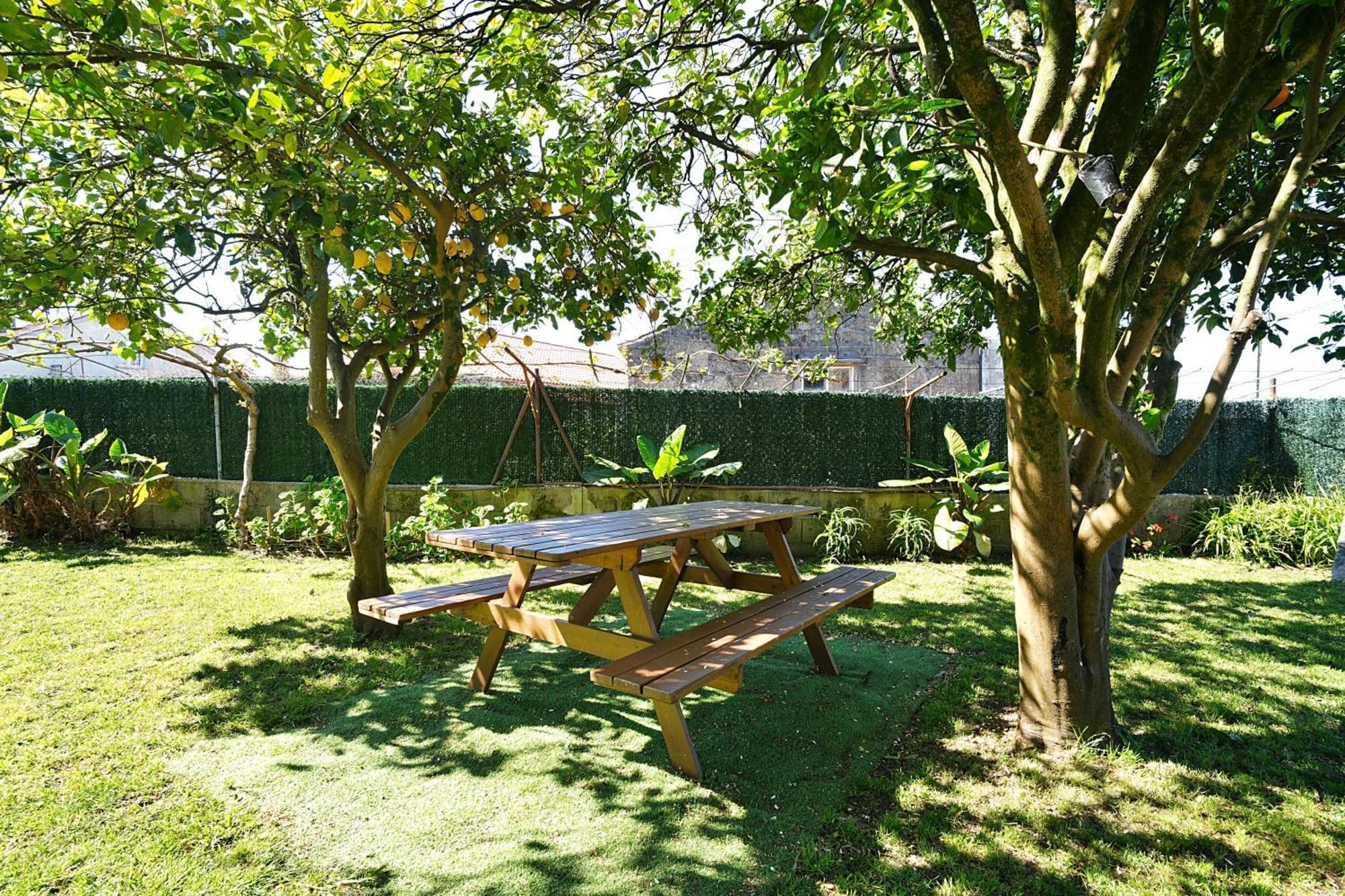Casa Con Jardin En Vilanova De Arousa Понтеведра Екстериор снимка